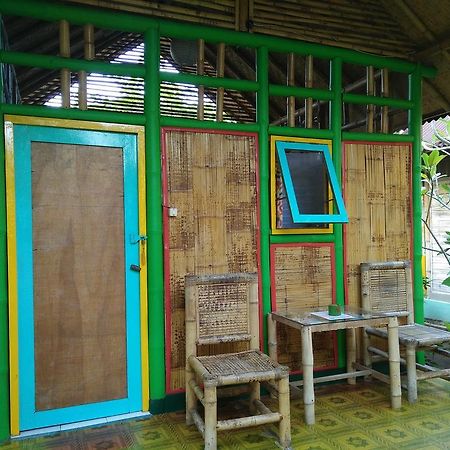 Little Woodstock Homestay Gili Trawangan Exterior photo