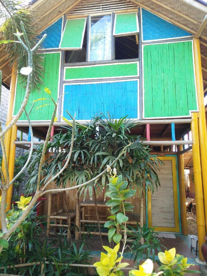 Little Woodstock Homestay Gili Trawangan Exterior photo